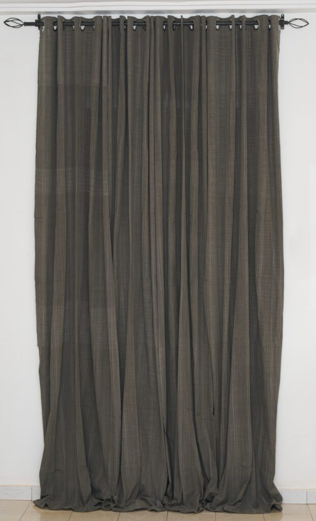 Gris foncé